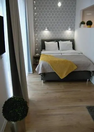 דירה Two Towers Old Town Apartments-city Center-by The River-observation Terrance On The Roof-free Parking